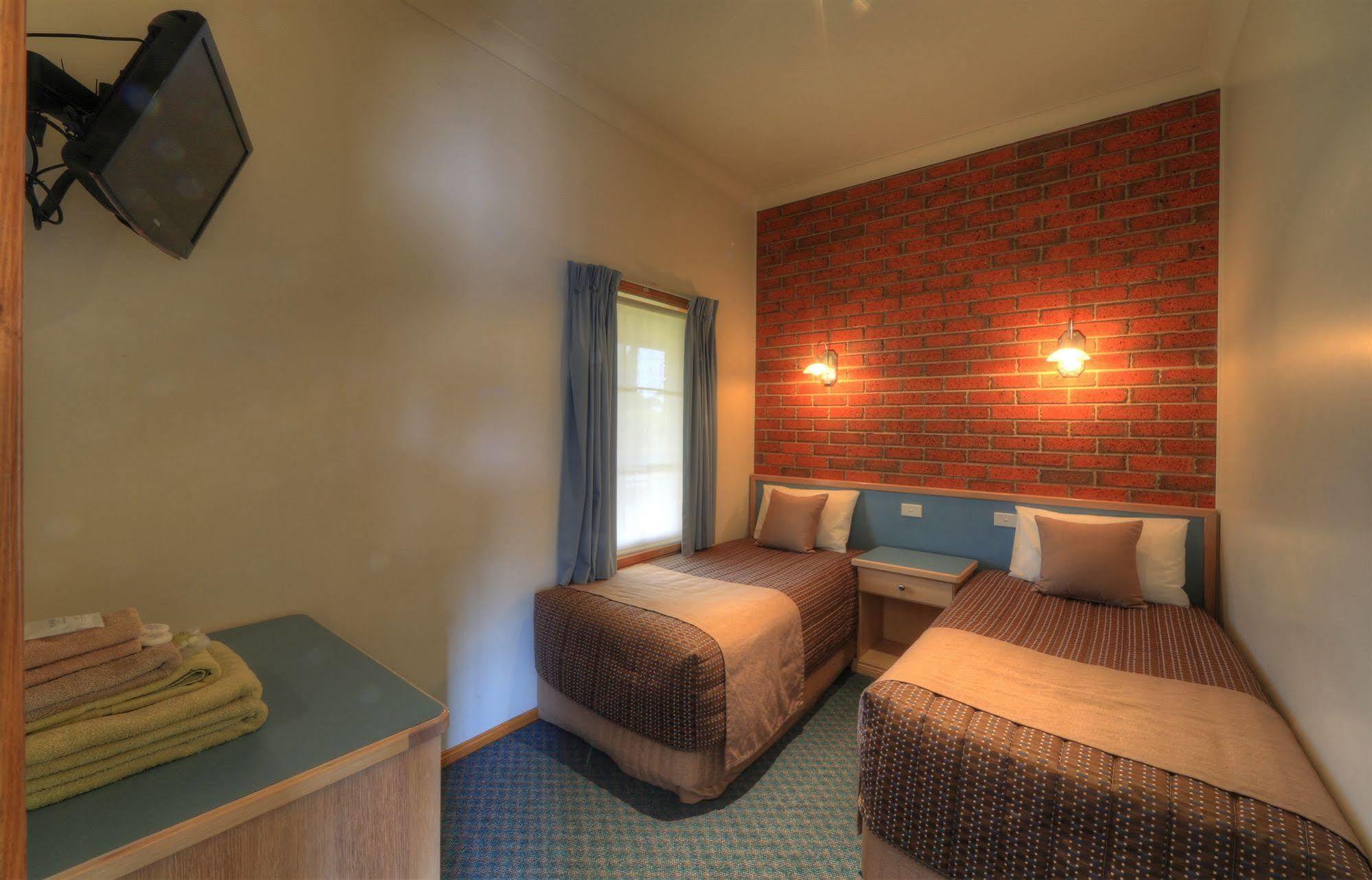 Bairnsdale Tanjil Motor Inn Exterior photo